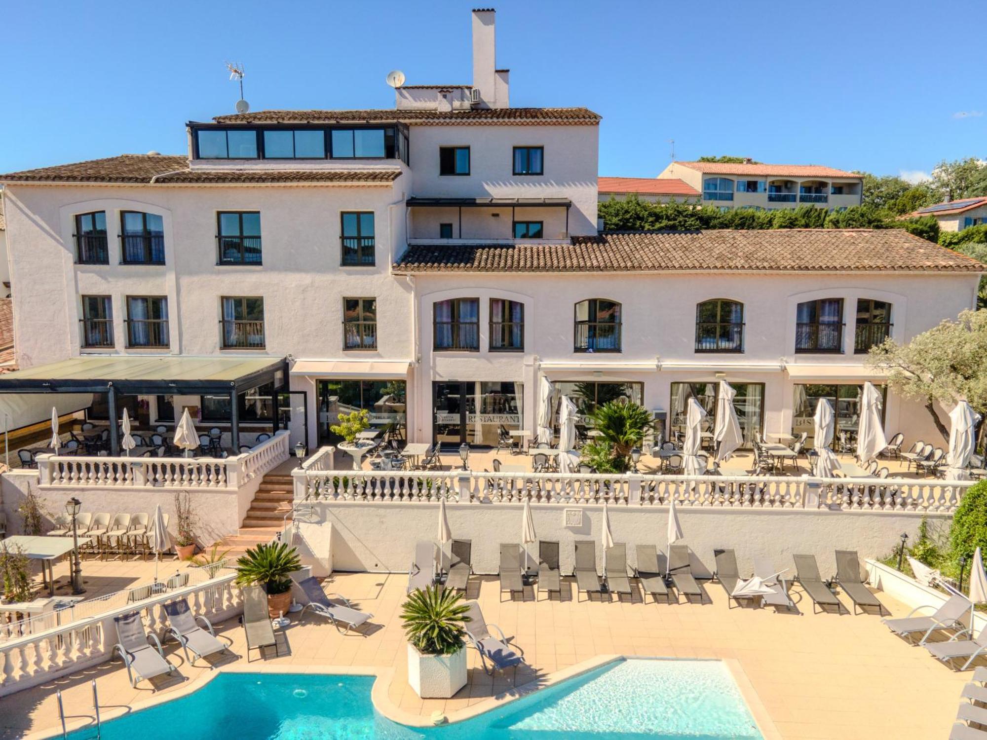 Hotel & Restaurant Perla Riviera Villeneuve-Loubet Exteriör bild